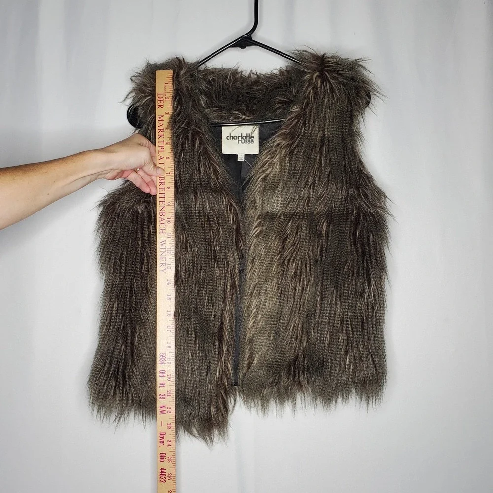 Charlotte Russe Faux Fur Vest Small Brown Black Hook Eye V-Neck Forest Fairy